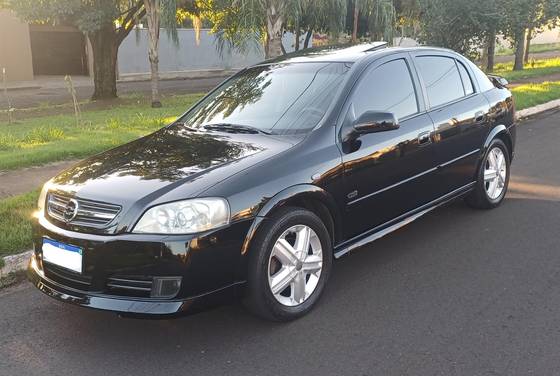 CHEVROLET ASTRA 2.0 SFI GSI 16V GASOLINA 4P MANUAL CHEVROLET ASTRA 2.0 SFI GSI 16V GASOLINA 4P MANUAL